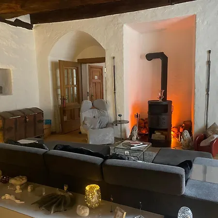 14 Century In Historical Homestay